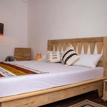 فندق Ndar Ndar House سانت - لويس المظهر الخارجي الصورة